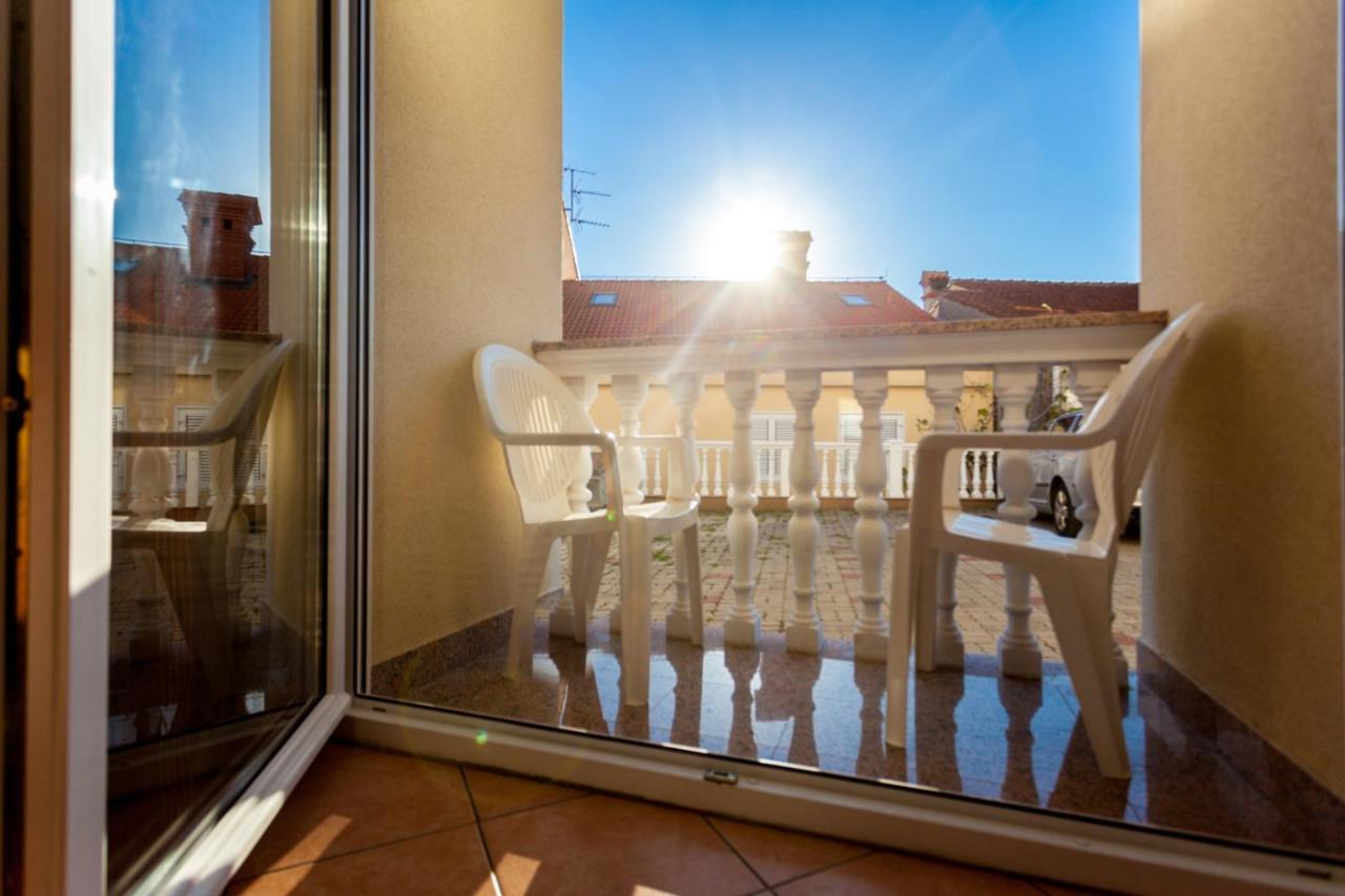 Guesthouse Villa Adria Malinska Ngoại thất bức ảnh